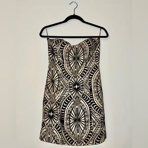 NWT Women’s Strapless Mini Dress Size M Black And Tan Print